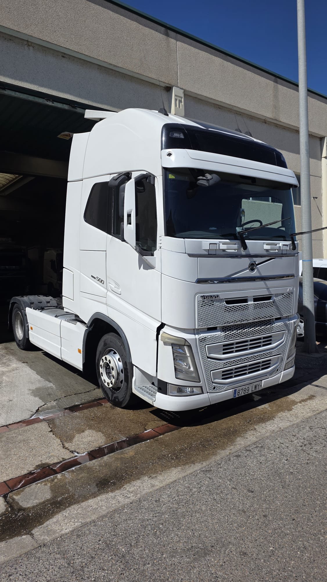 Volvo FH 13 500 4x2 LHD